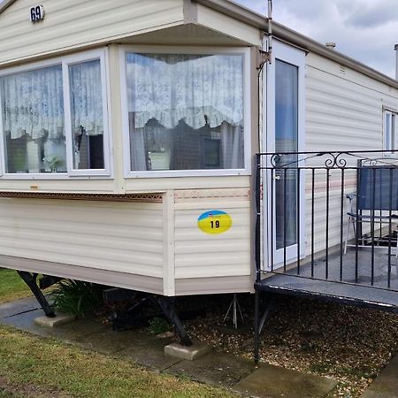 Beachside, Family-Friendly, Wifi, 6 Berth Caravan 19 In Ingoldmells Exterior foto